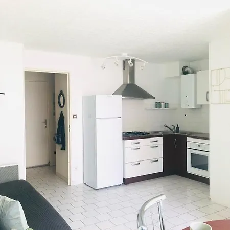 Apartment Spacieux T2 Secteur Falaises